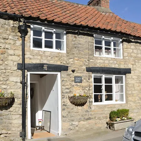 Toad Hall Holiday home *